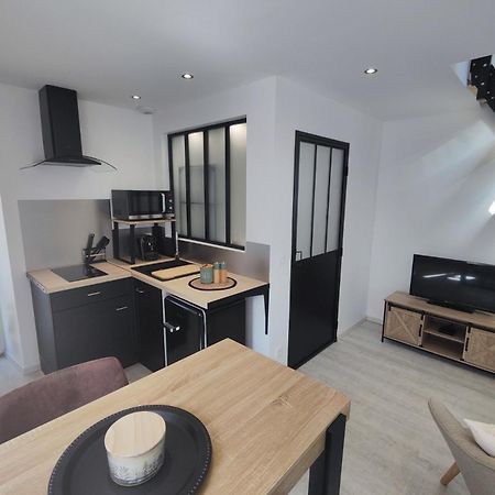 Studio Neuf Situe Au Coeur D'Un Bourg Paisible Pacé 외부 사진